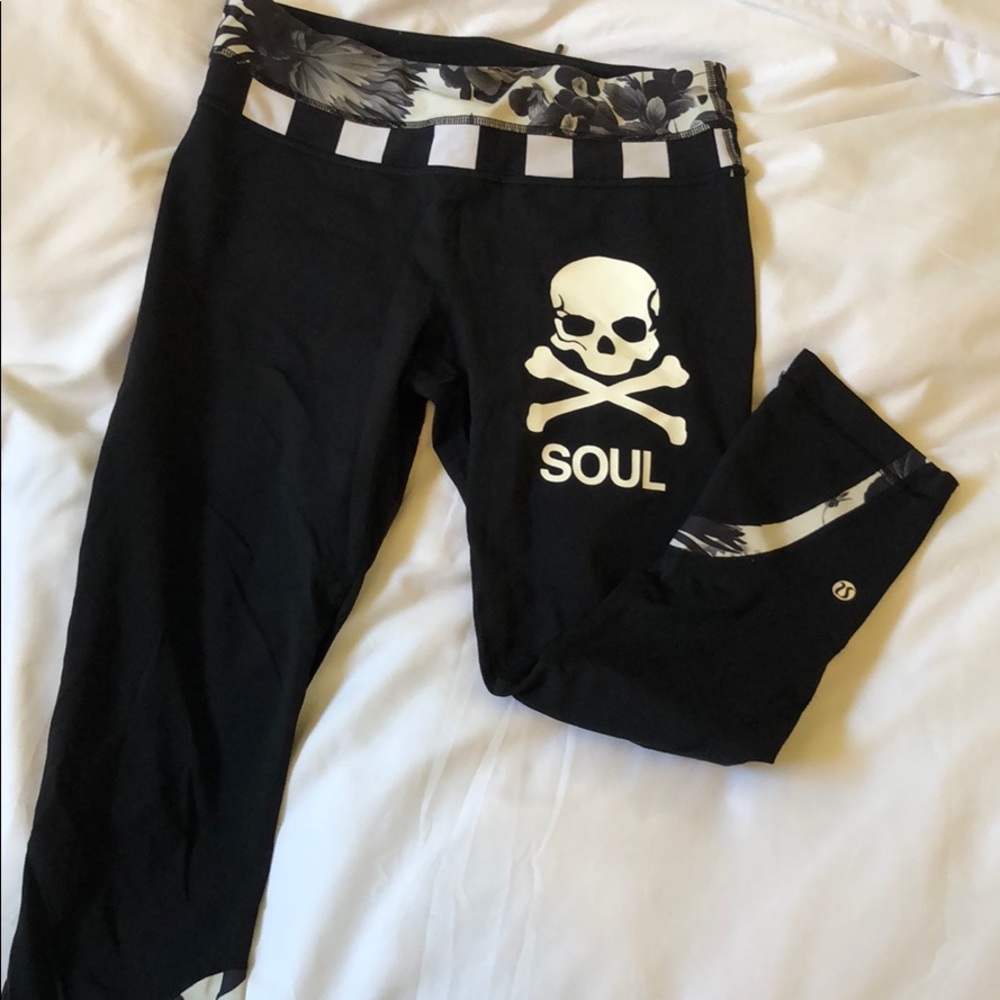Lululemon x SoulCycle Crops Size 6 (Nulux)